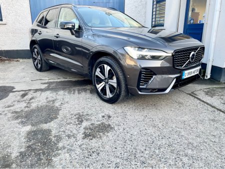 2023 Volvo XC60 - view 2