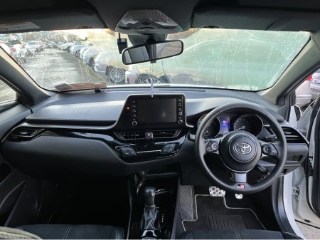 2020 Toyota C-HR GR AUTOMATIC HYBRID 1.8 PETROL //HIGH SPEC//REVERSE CAMERA//ADAPTIVE CRUISE CONTROL//HEATED SEATS// €24,950 thumbnail