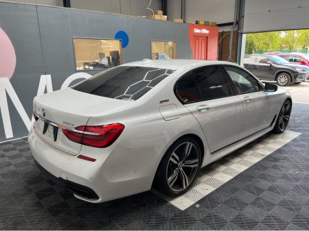 2017 BMW 7 Series - photo 2