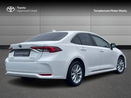 2022 Toyota Corolla COROLLA HYBRID LUNA SALOON €31,500