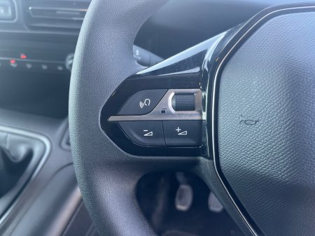 2024 Peugeot Rifter - thumbnail 18