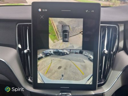 2025 Volvo XC60 - thumbnail 12