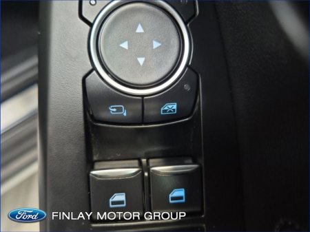 2021 Ford Focus - thumbnail 19