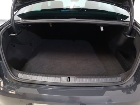 2021 Volkswagen Passat *123* GTE S-A DSG €23,995 thumbnail