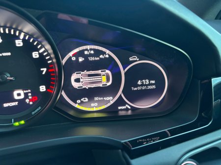 2022 Porsche Cayenne Coupe 3.0 V6 e-hybrid €73,995 thumbnail