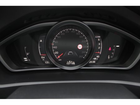 2018 Volvo V40 - thumbnail 12