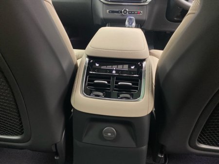 2026 Volvo XC90 - thumbnail 22