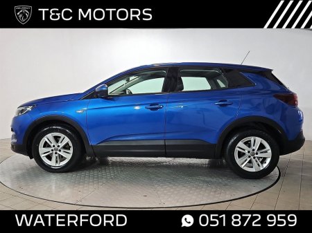2019 Opel Grandland X SC Model - Rear Parking Sensors, Dual Zone Climate Control A/C, Cruise Control, Bluetooth, Alloy Wheels €14,995 thumbnail
