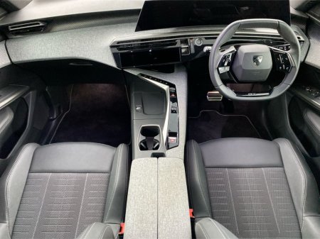 2025 Peugeot 5008 - view 3