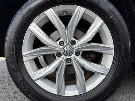 2019 Volkswagen Tiguan - thumbnail 5