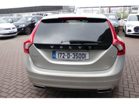 2017 Volvo V60 - thumbnail 5