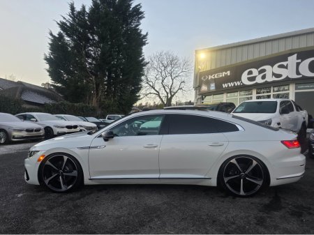 2018 Volkswagen Arteon 2.0 TSI R-LINE PANORAMIC SUNROOF 4MOTION 280BHP VIRTUALDASH FULL LEATHER HEATED ELECTRIC SEATS SAT NAV CARPLAY ANDROID AUTO BLIND SPORT PARKING SENSORS SELF PARKING ASSIST 360 CAMERA €28,950 thumbnail