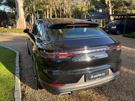 2023 Porsche Cayenne 3.0 E-hybrid 2DR Auto €82,950 thumbnail