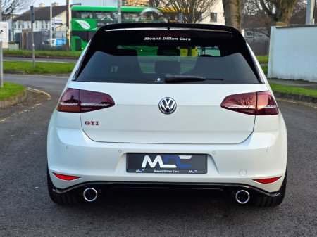 2016 Volkswagen Golf - thumbnail 16
