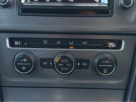 2013 Volkswagen Golf - thumbnail 16