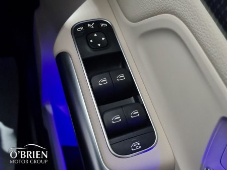 2023 Mercedes-Benz GLA Class GLA PHEV 250e A/T Progressive €41,900 thumbnail