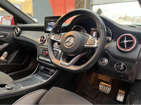 2018 Mercedes-Benz CLA Class - thumbnail 9