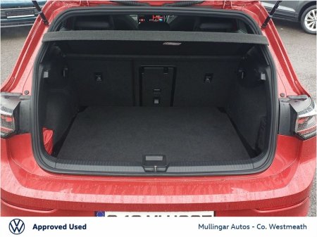 2024 Volkswagen Golf GOLF R-LINE 2.0TDI 150HP (EXTRAS) €41,950 thumbnail