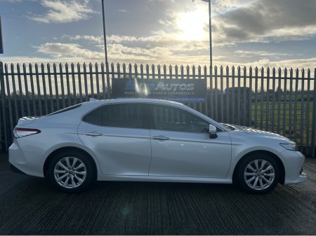 2020 Toyota Camry Self Charging Hybrid €23,995