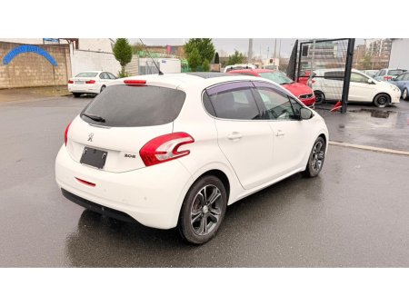 2013 Peugeot 208 1.6 THP 200 bhp GTi €6,999 thumbnail