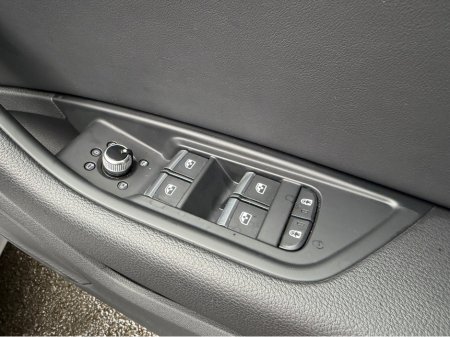 2022 Audi A4 2.0 TDi 35 SPORT EDITION163PS//VERY LOW MILEAGE//FULL SERVICE HISTORY//SIMI AND AA DEALER €34,950 thumbnail