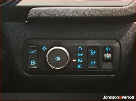 2026 Ford Kuga 2.5 Duratec 243PS Plug-In Hybrid CVT Automatic thumbnail