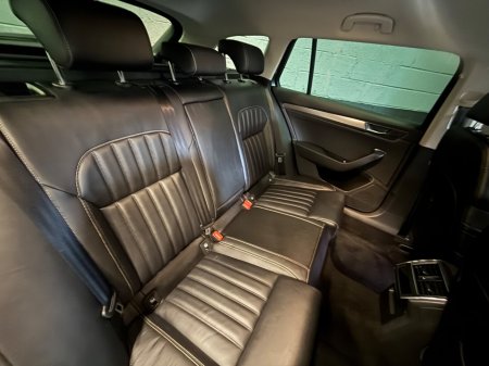 2020 Skoda Superb L&K 1.4TSI 218HP PHEV €20,900 thumbnail