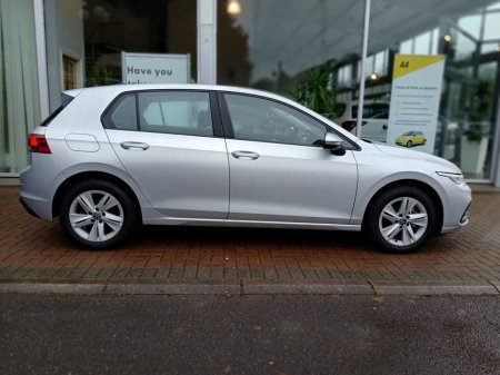 2024 Volkswagen Golf 1.0 TSI 110HP Life, FSH, Silver Met, 26km. €28,750