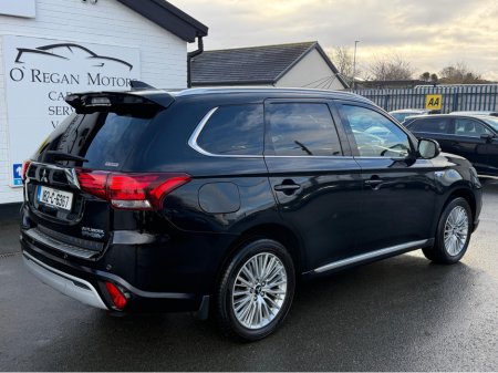 2018 Mitsubishi Outlander (182) 2.4 4HS PHEV AUTO €18,950 thumbnail