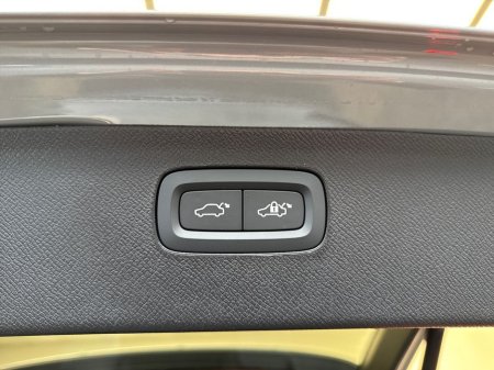 2026 Volvo XC90 - thumbnail 23