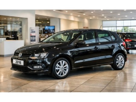 2016 Volkswagen Polo - thumbnail 1