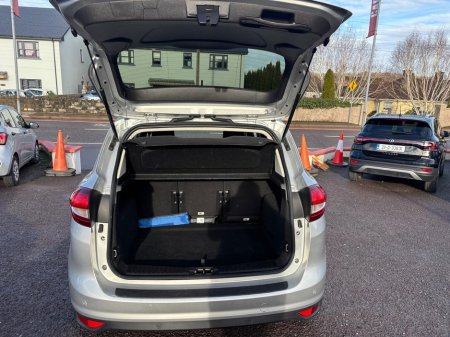 2018 Ford C-Max C MAX 1.5 TDCI 5  SEATER  ZETEC 4DR €11,950 thumbnail