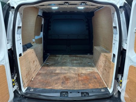 2023 Volkswagen Caddy MANUAL 2.0L TDI - PRICE €17450 EXCLUDING VAT €17,450 thumbnail