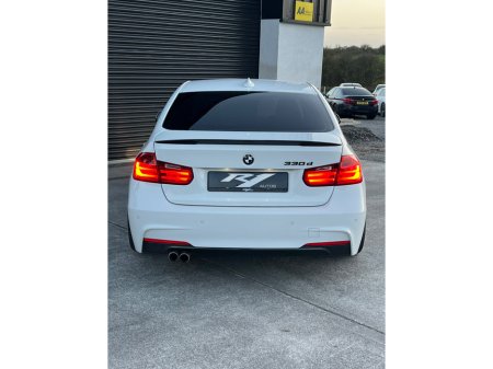 2012 BMW 3 Series - thumbnail 10