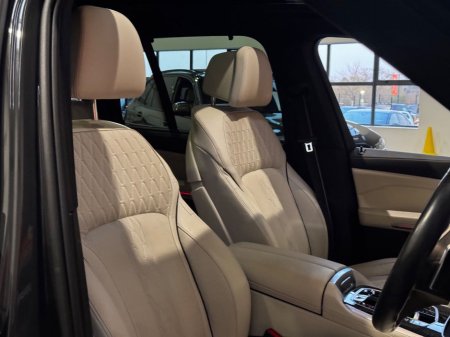 2025 BMW X5 - thumbnail 13