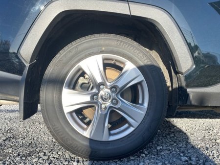 2023 Toyota Rav4 RAV4 HYBRID LUNA €41,500 thumbnail