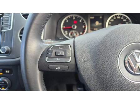 2016 Volkswagen Tiguan - thumbnail 18