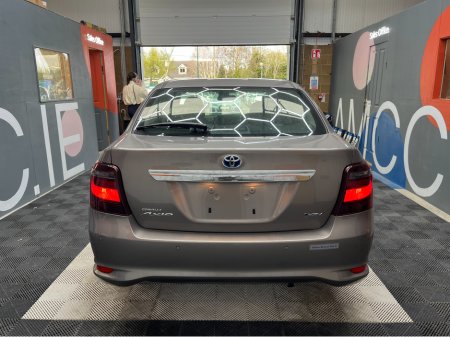 2025 Toyota Corolla - photo 3