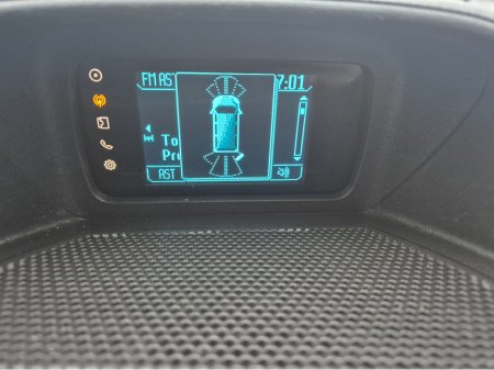 2015 Ford Transit Custom 100PS 270 SWB L4 LR 4DR €9,950 thumbnail