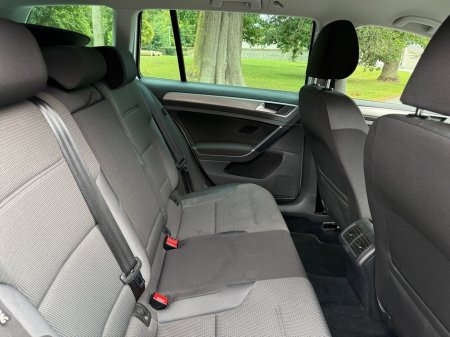 2018 Volkswagen Golf - thumbnail 19