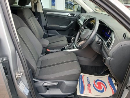 2024 Volkswagen T-Roc - thumbnail 10