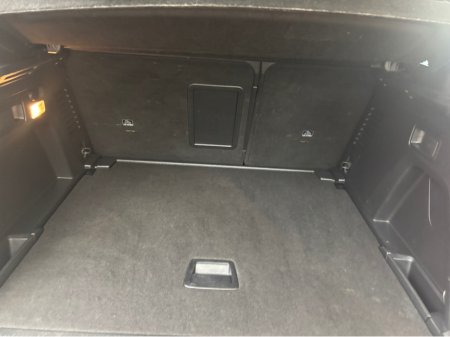 2023 Peugeot 3008 - thumbnail 5