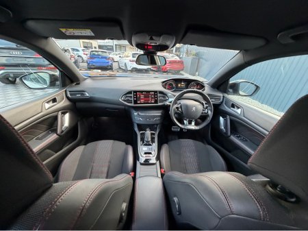 2019 Peugeot 308 - thumbnail 33