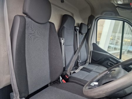 2020 Renault Master FWD LM35 DCI 135 Business+ E6 €14,950 thumbnail