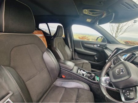 2019 Volvo XC40 R-DESIGN 5DR AUTO FINANCE AVAILABLE €27,950 thumbnail