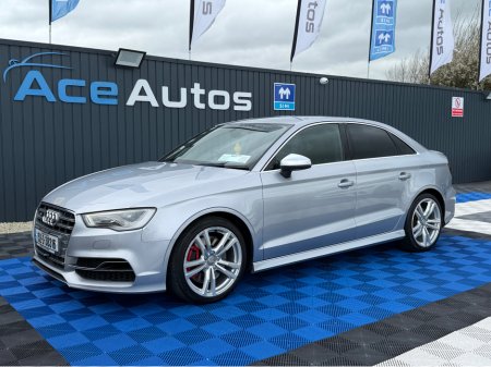 2015 Audi S3 - thumbnail 4