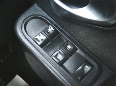 2018 Dacia Duster NEW NCT 2028, PRESTIGE, €200 TAX,  TAXED 08/26, LOW KMS. HISTORY. €10,999 thumbnail