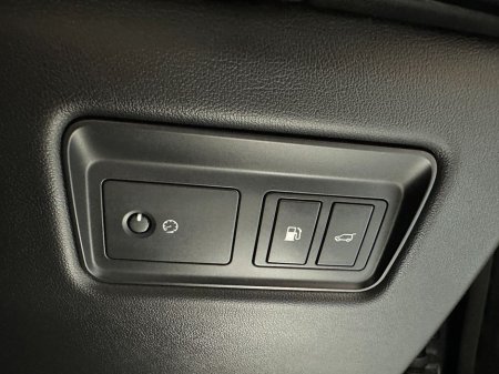 2020 Land Rover Range Rover Sport HSE Dynamic Black Edition P400e €50,800 thumbnail