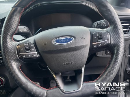 2021 Ford Focus - thumbnail 14