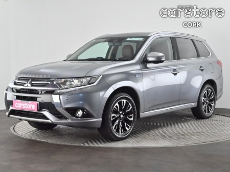 2017 Mitsubishi Outlander PHEV 2.0L MIVEC 4WD 5-Seater Instyle €16,880 thumbnail